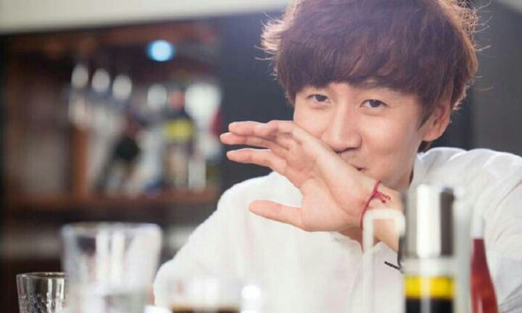 韩国男生的五官特点,韩国男生为什么看上去干净帅气