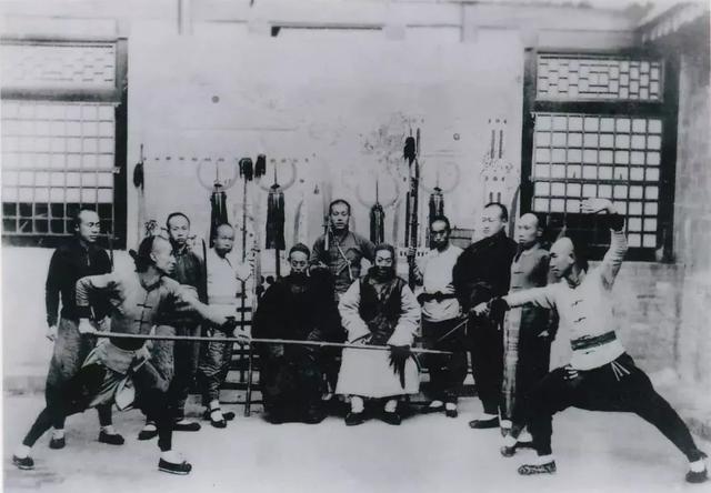 传武大师打败武士,传武大师打败搏击手