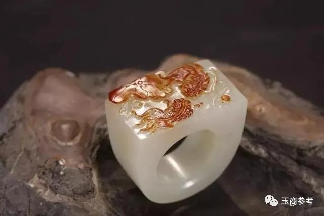 和田玉籽料细腻度对照表,如何看和田玉的细度和油润度