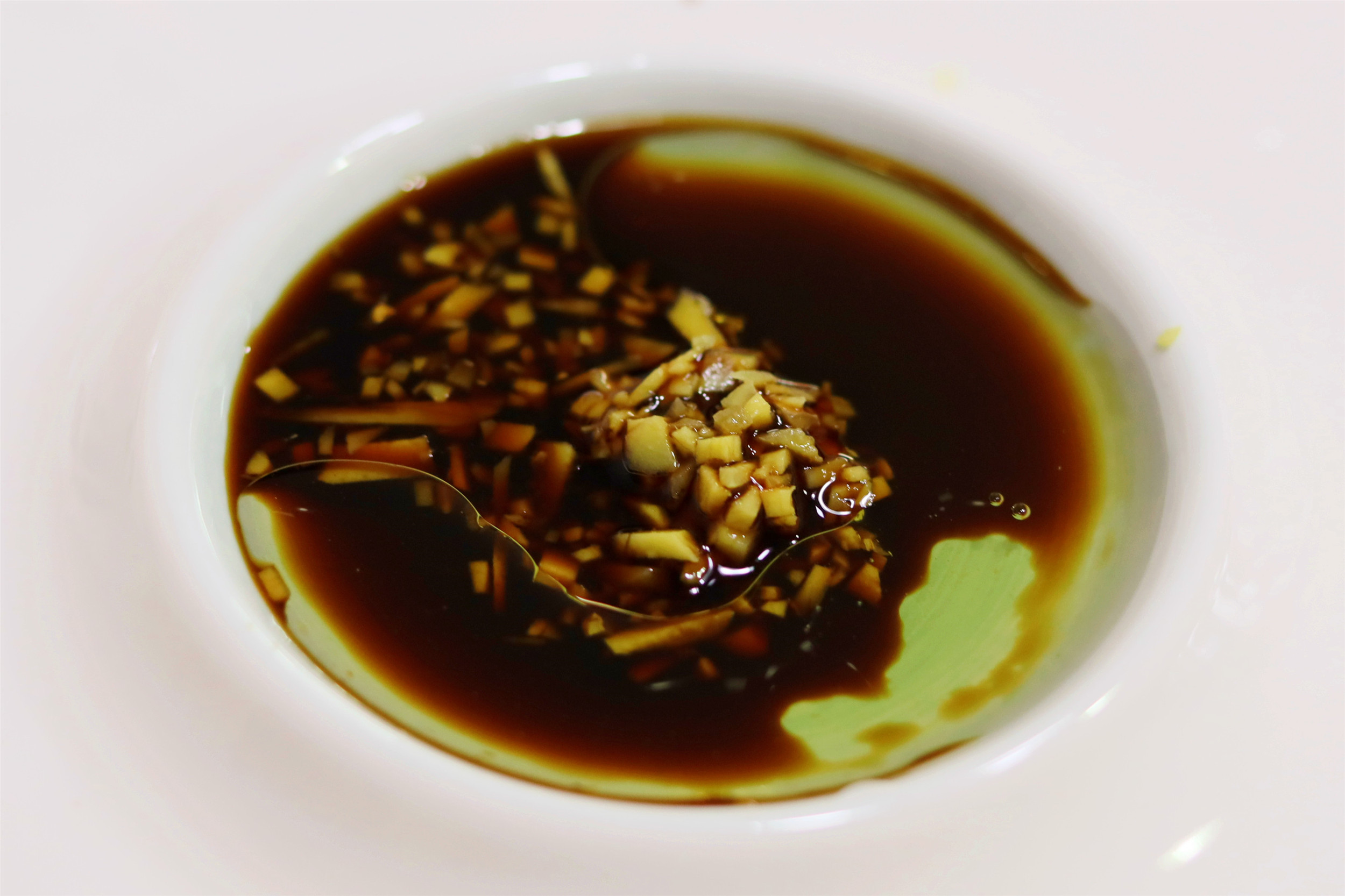 吃白灼虾蘸料的做法,吃虾白灼汁怎么调制