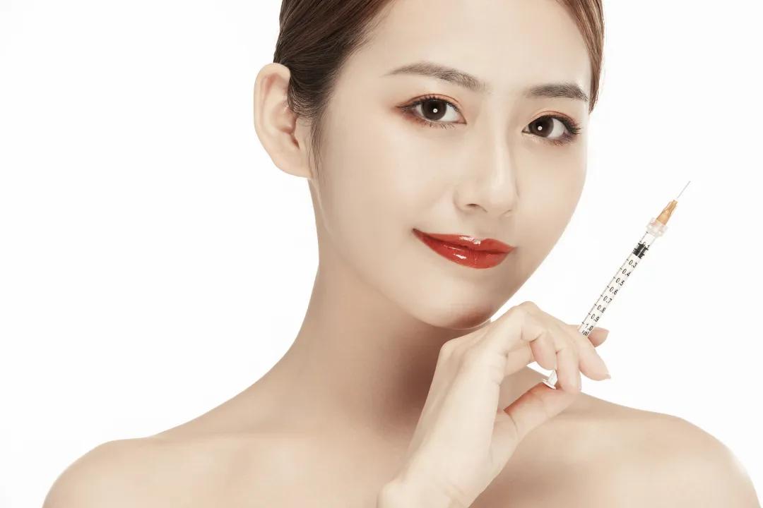 美女野兽肉毒素：你是在微美还是在危美？