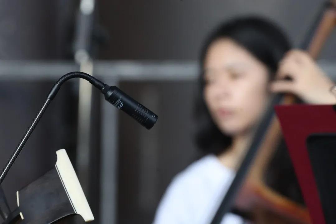 鐧惧勾椋庡崕灞辨渤渚濇棫,鐧惧勾椋庡崕灞卞窛閿︾唬