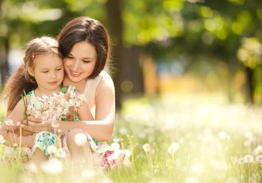 婴儿练趴睡窒息事件全过程,婴儿被妈妈训练趴睡结果窒息死亡