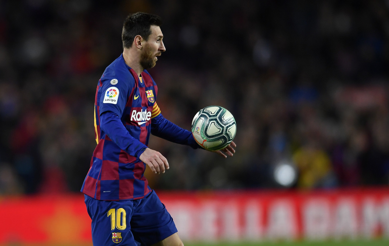 从昔日冠军到接连大比分惨败,巴萨时隔4年再度闯进欧冠8强