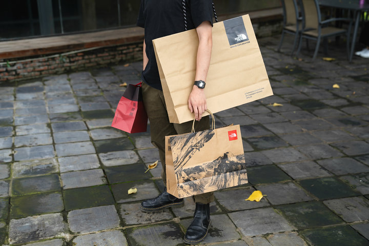 开箱视频月饼盒,高颜值的月饼包装袋竟然有瑕疵