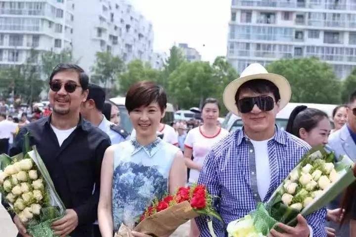 自从藏龙岛有了南延线，我就再没羡慕过别人家的学校！