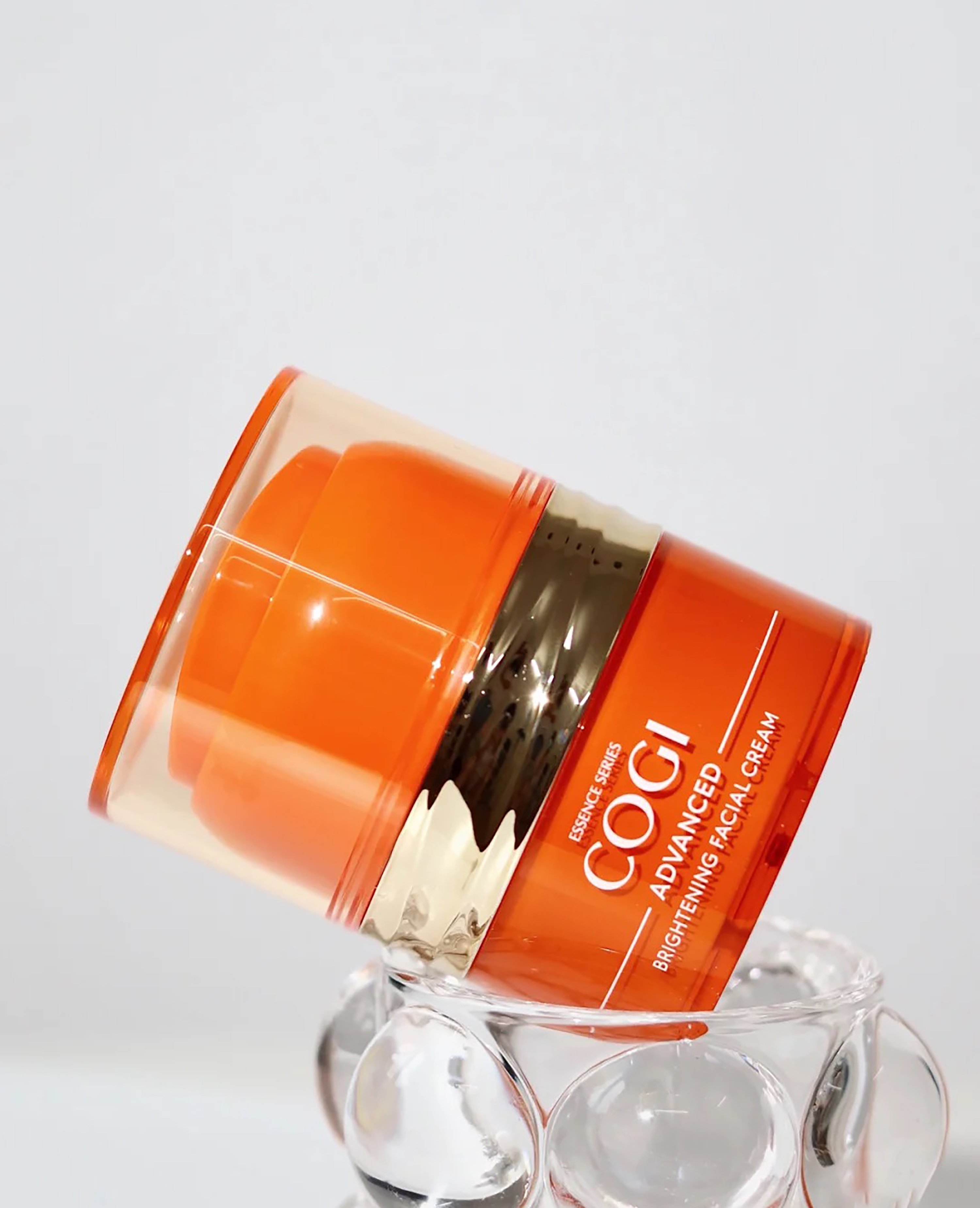 好用到买一囤一的面霜，珂润保湿，高姿抗氧化，欧莱雅性价比高