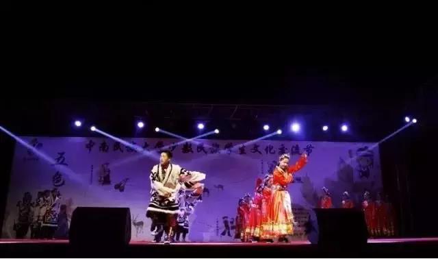 武汉最美大学中南民族大学,武汉文艺学校