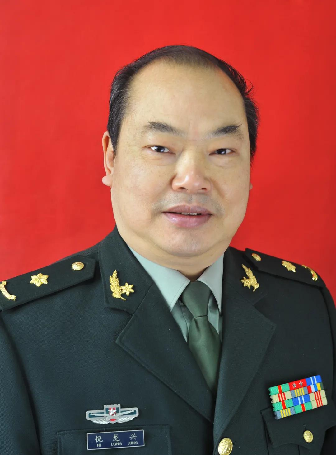 倪龙兴：用心守护牙齿健康