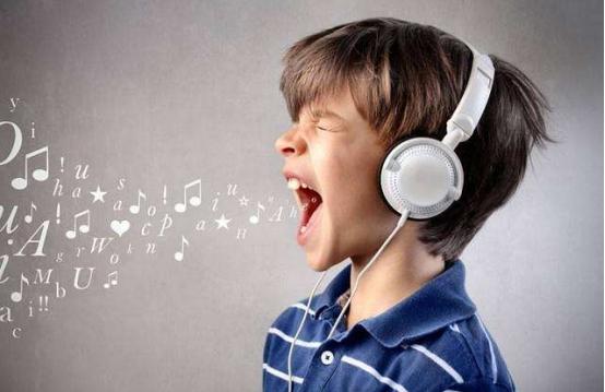 唱歌没感情全凭一口嗓,唱歌毫无感情全靠技巧