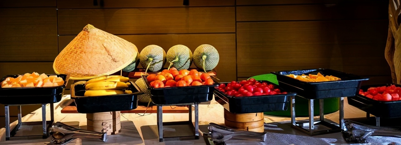 荆州绿地铂骊酒店宴会厅,荆州绿地铂骊酒店有多少房间