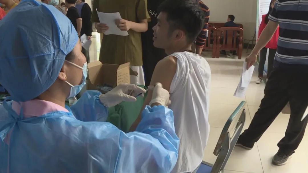 疫苗接种在行动我们一起打疫苗,我们一起打疫苗苗苗