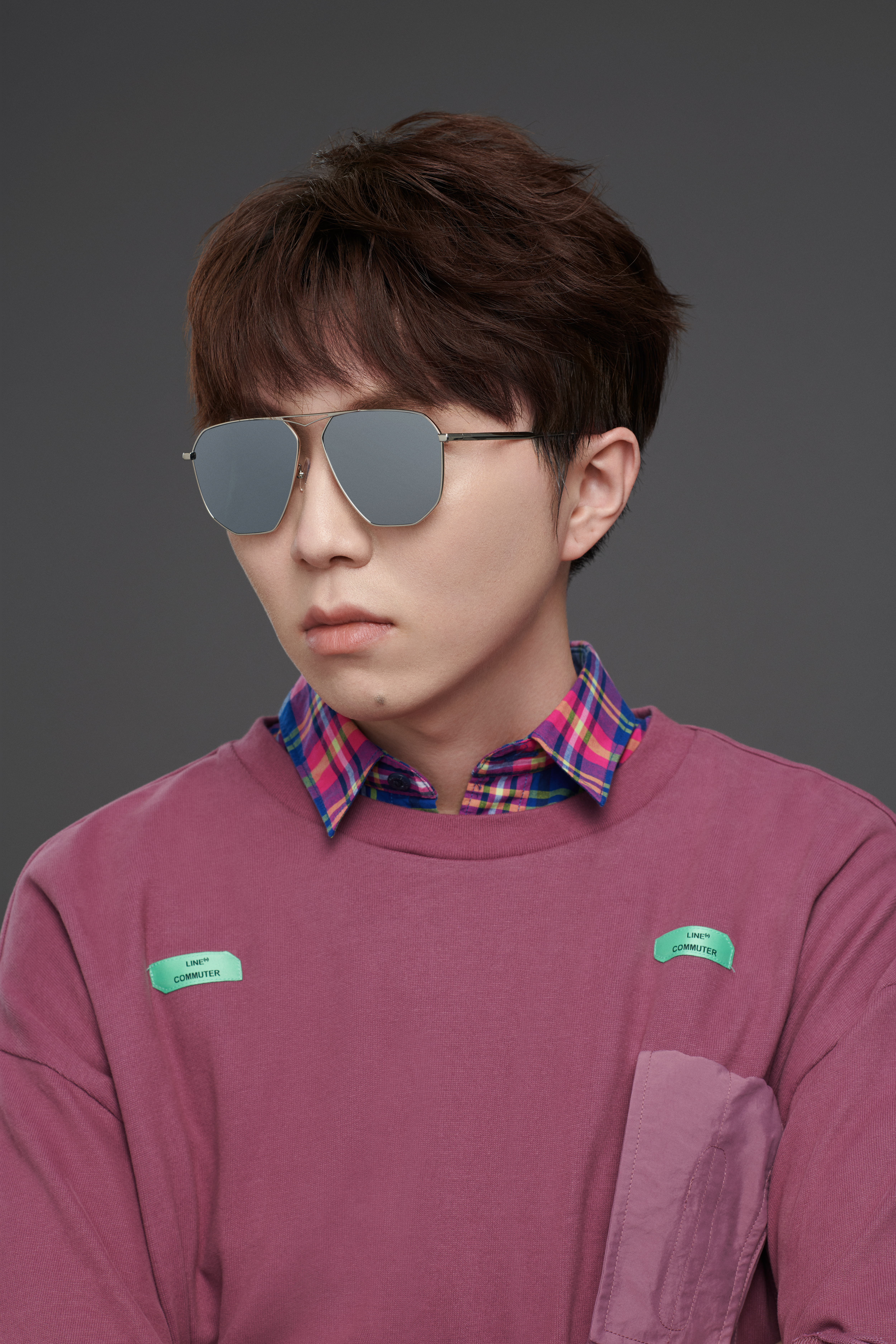 毛不易摘眼镜,毛不易宝岛眼镜