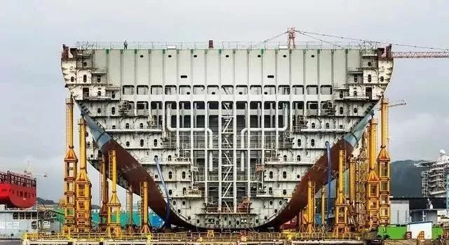 珠峰顶部岩石,珠峰顶部什么样子