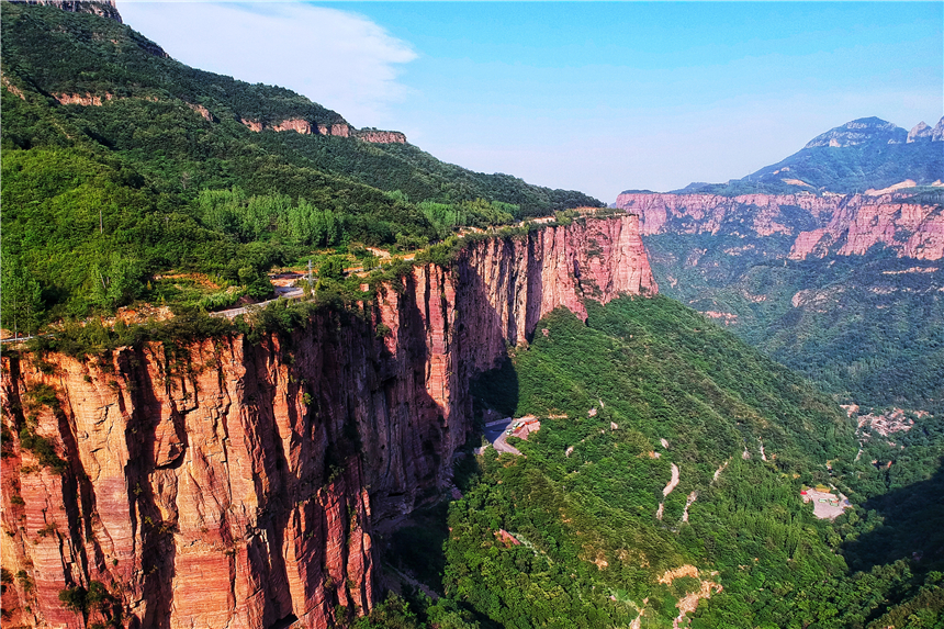 太行山古村落全景图,太行山古老村落