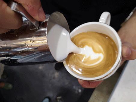 一杯回血！漫猫咖啡带你把生活里的一言难尽，全部一言而尽