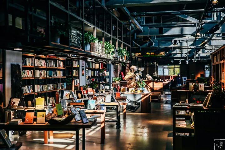 武汉11月打卡景点和网红地,武汉50个值得打卡的地方