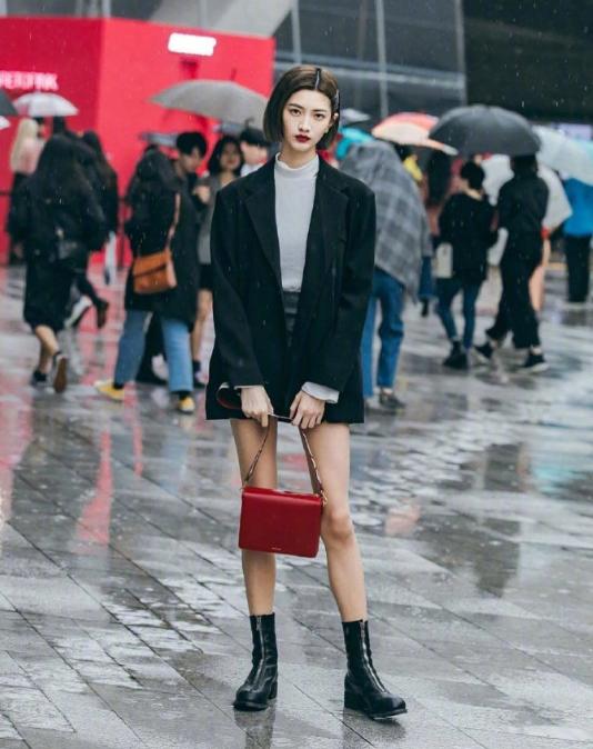韩系时尚街拍简约优雅高级,韩国西装短裙穿搭