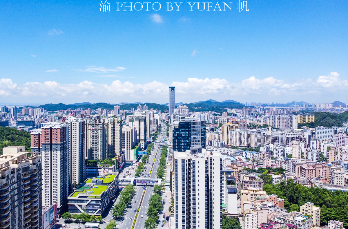 航拍东莞虎门，曾经的中国第一镇，为何如今还比不上相邻的长安？