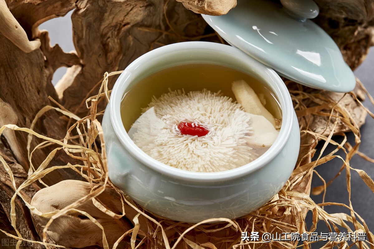 石膏豆腐可以直接吃吗,石膏豆腐能炖吗