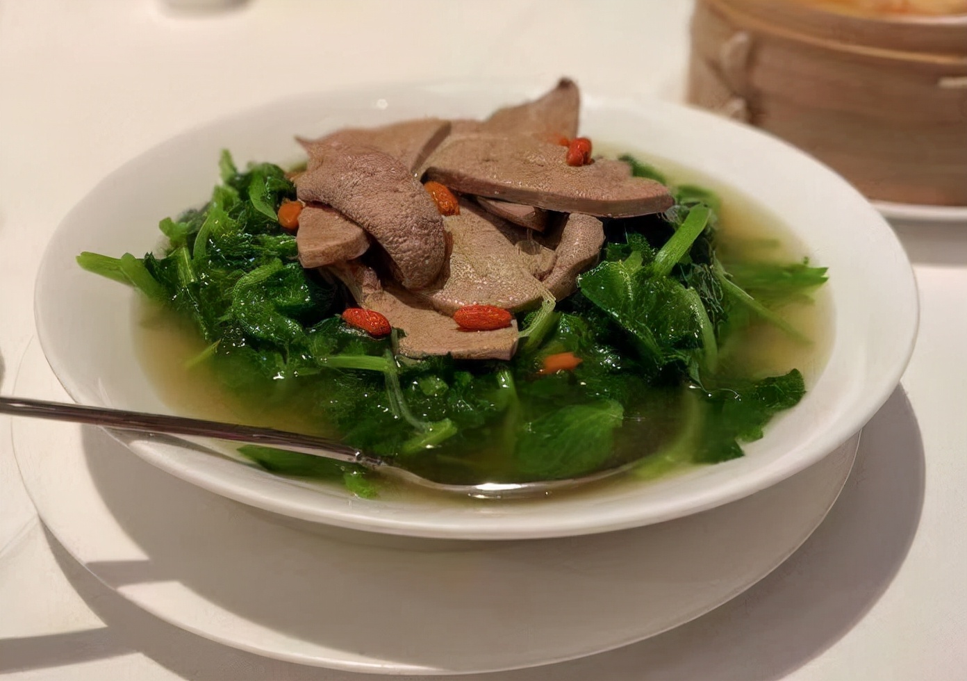 上海米其林餐厅3星消费价格表,上海米其林餐厅2021完整榜单