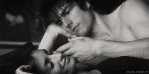 she得远或尿得远，暗示着那方面“功夫”很厉害吗？