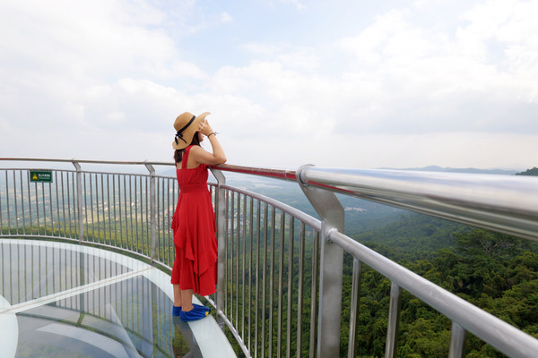 海南呀诺达热带雨林文化旅,三亚诺达雨林旅游攻略