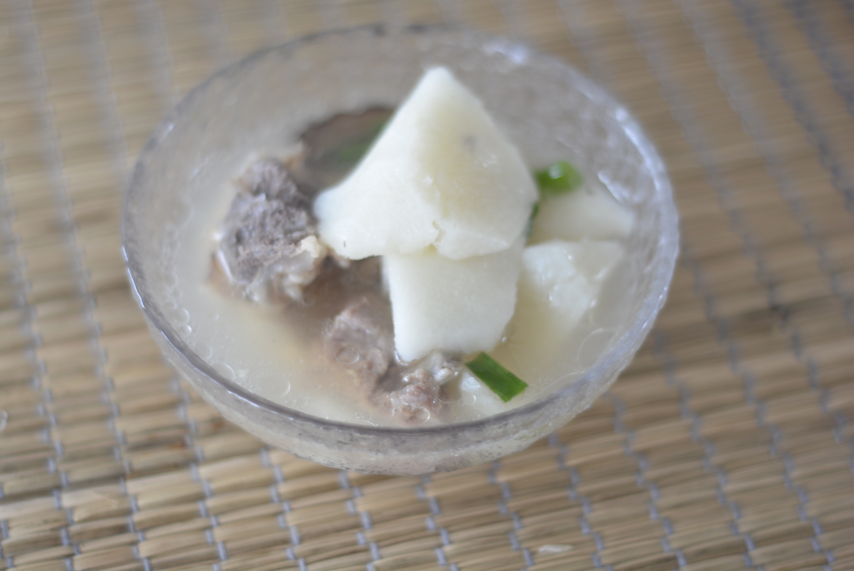 小孩面黄鼻青炖什么汤,孩子面黄肌瘦吃什么食物