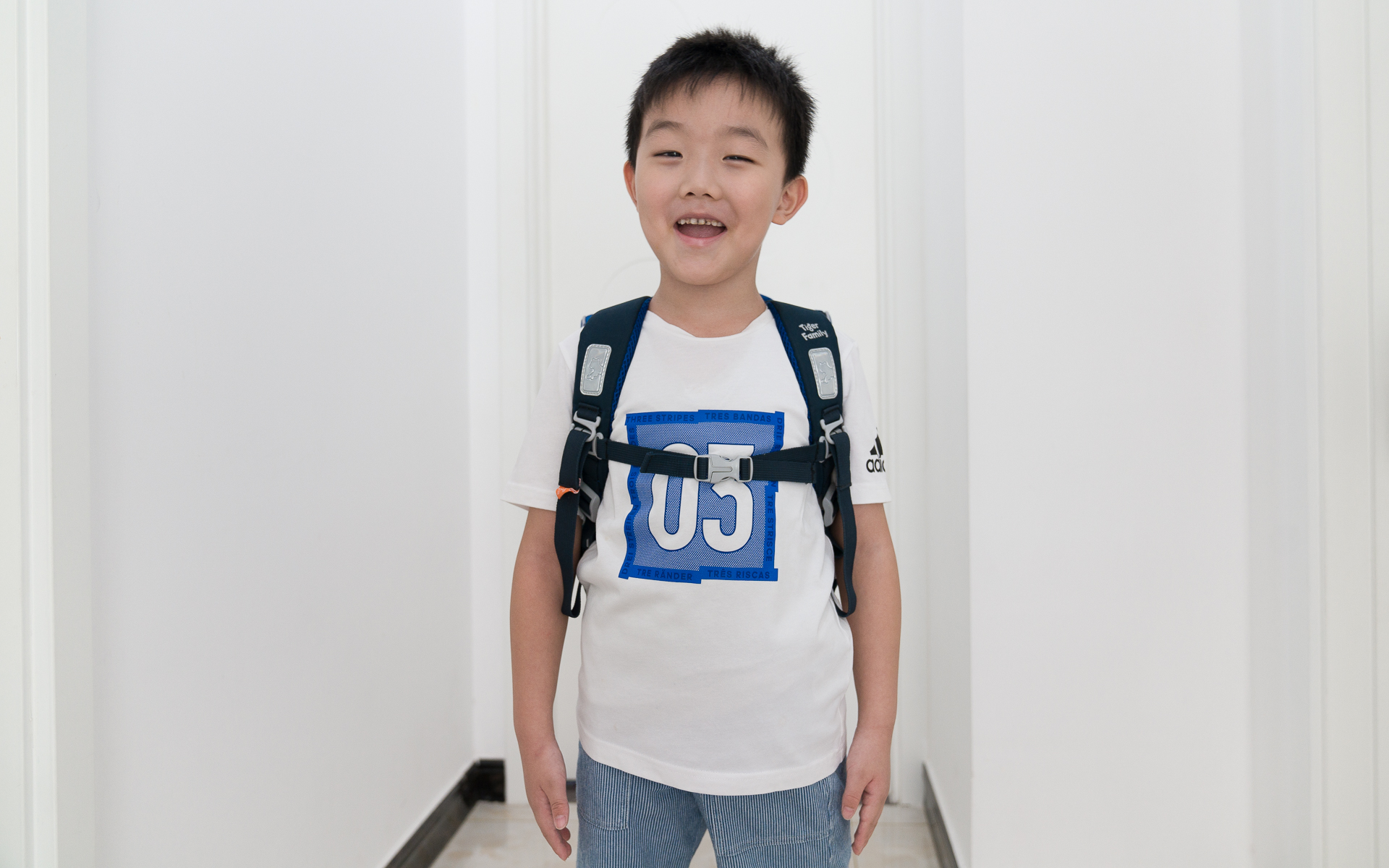 减负护脊书包怎么选,如何给孩子选一款好的护脊书包