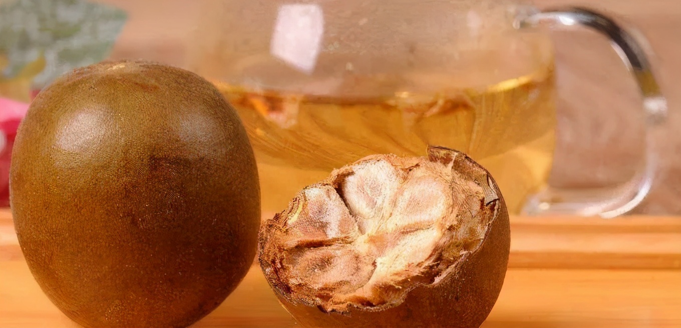 眼睛干嗓子干鼻子干吃什么药,眼睛干嗓子干大便干怎么回事