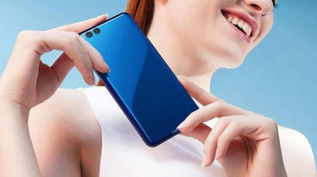 手机黑屏重启什么原因,手机死机黑屏重启没反应