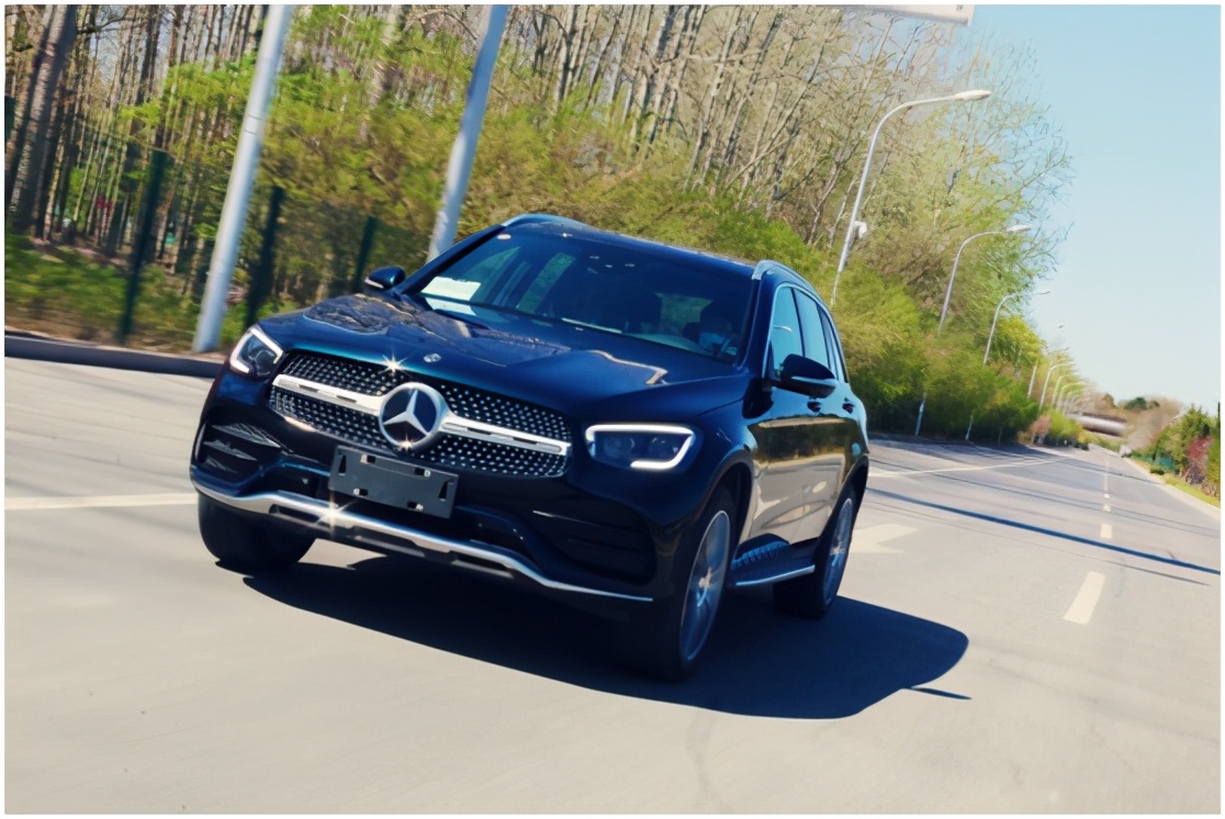 深度试驾奔驰glk300,24款奔驰glc300l豪华7座试驾