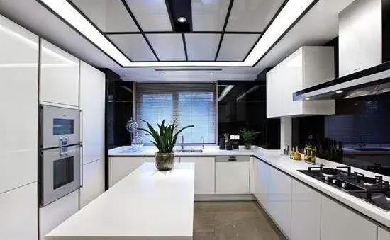 融创桃花源和汤臣一品,深圳湾1号和汤臣一品哪个好