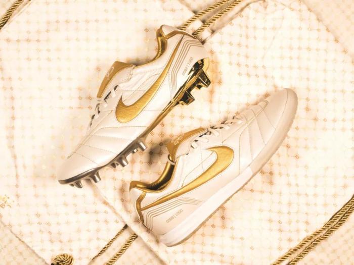 工欲善其事必先利其器，足球鞋介绍之nike篇