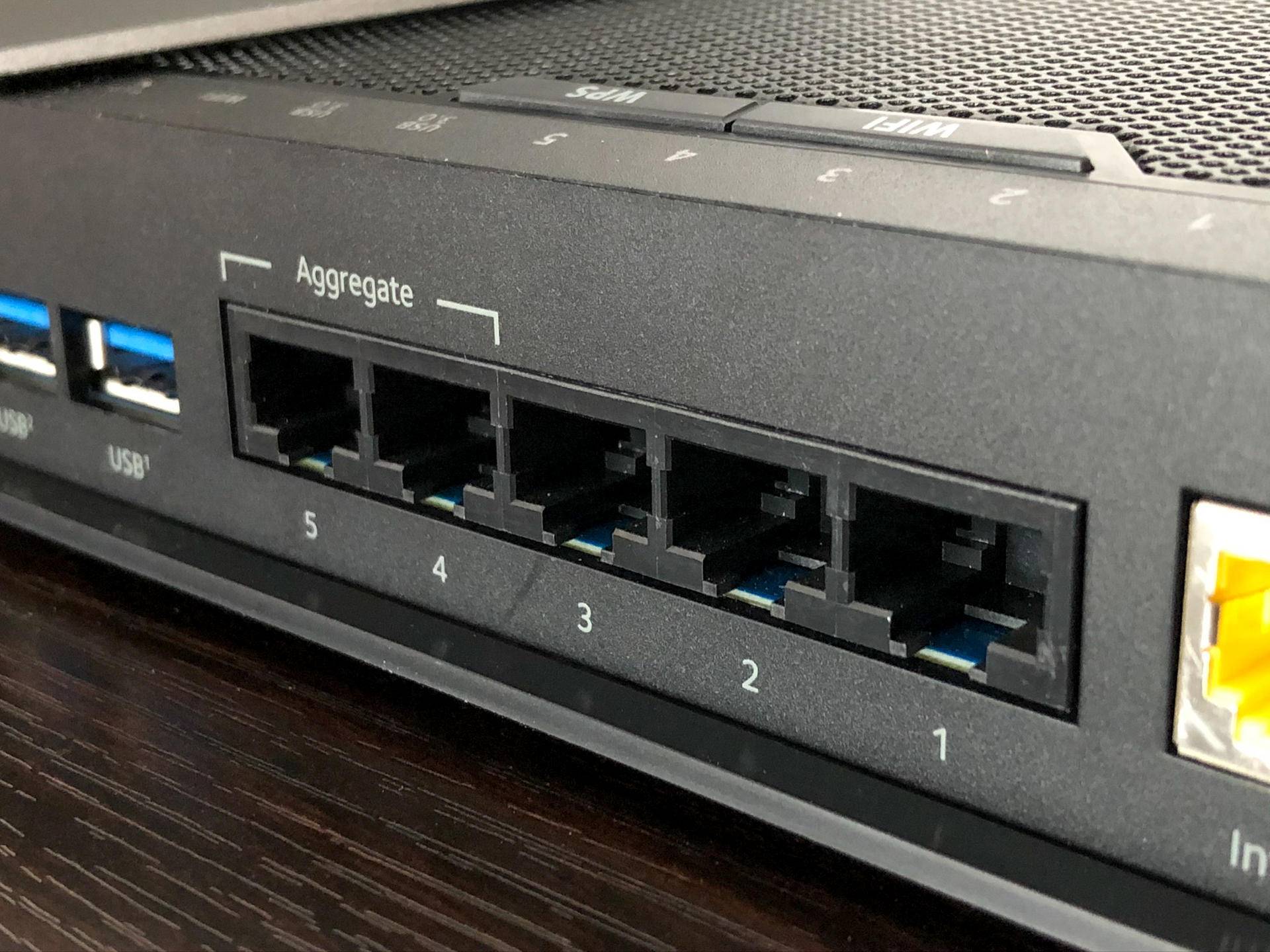 网件r6100路由器评测,网件r8000路由器评测