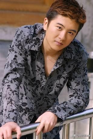 《侯海洋基层风云》中豆花馆子发生的故事