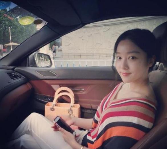 31岁马龙身价千万，娶河海大学校花，相爱11年，儿子已2岁