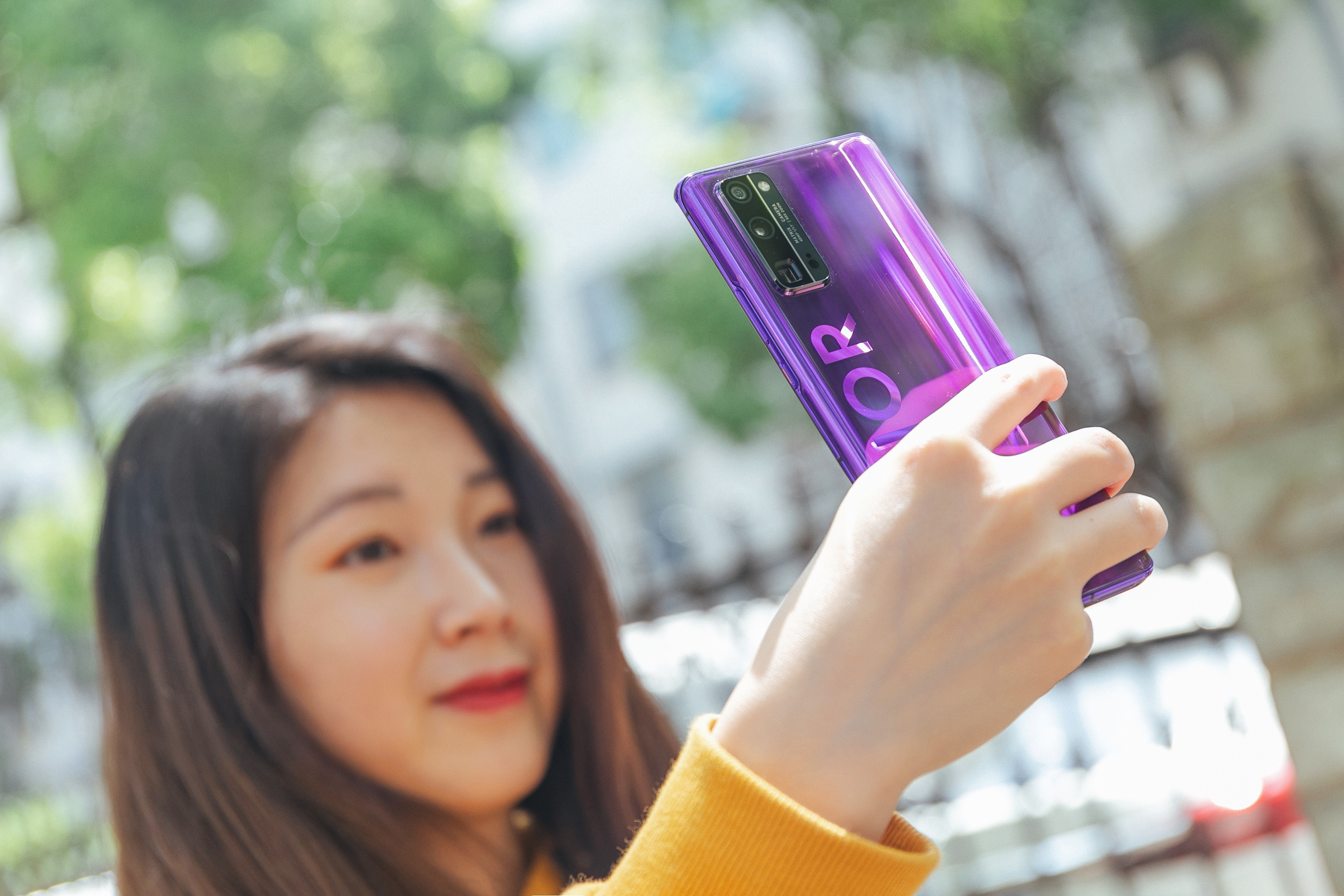 荣耀30与荣耀30pro谁更值得购买,荣耀30和荣耀30pro谁更适合入手