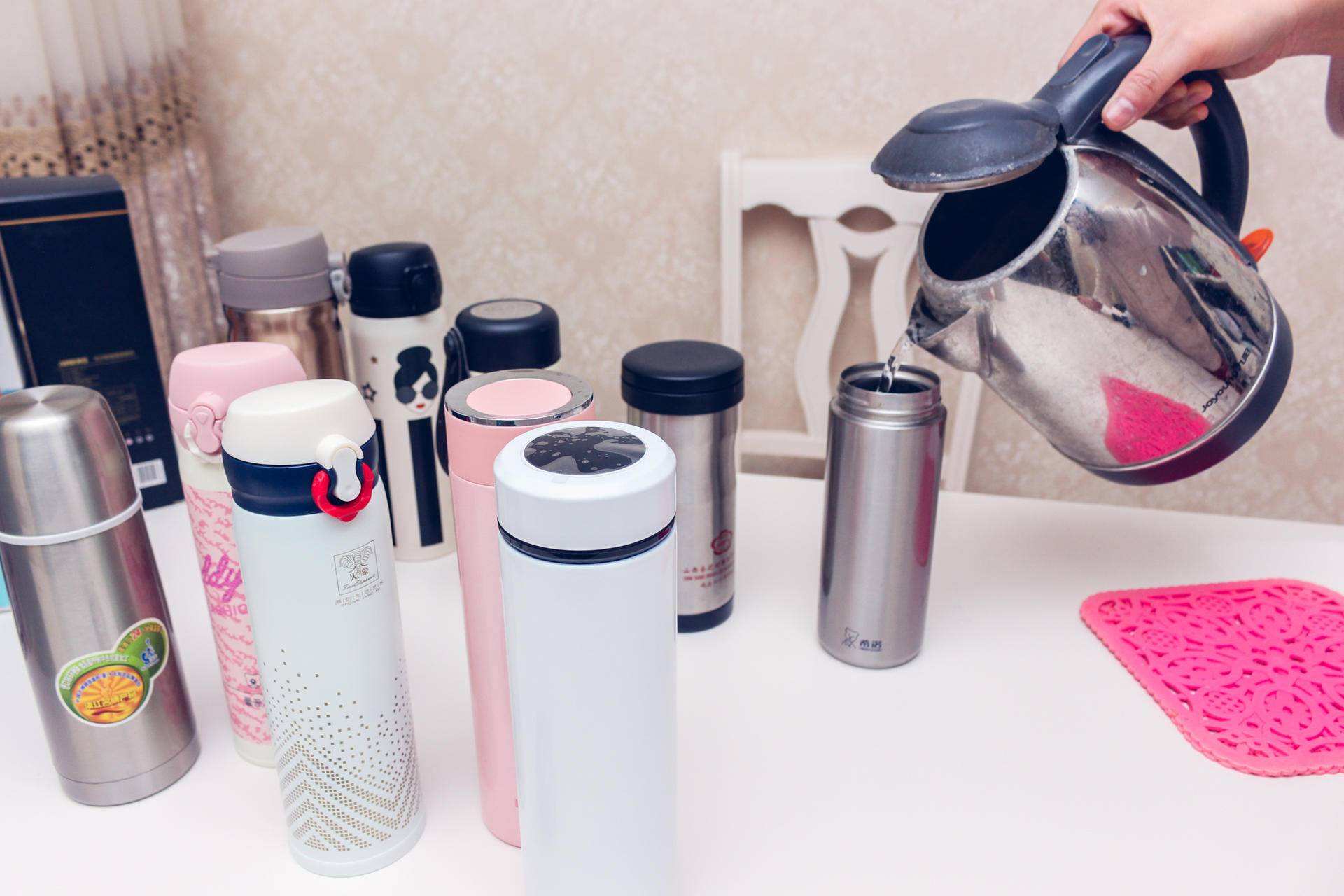 测评100以下保温杯哪个比较好,十款保温杯测评小学生