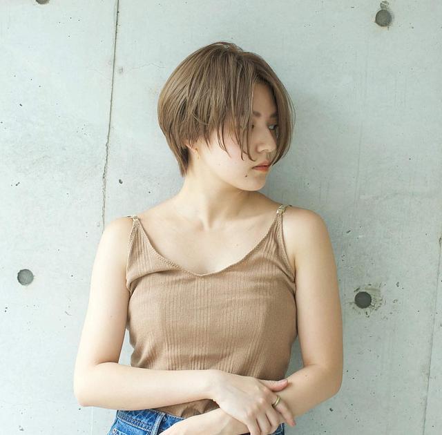 中分短发碎盖,中分碎短发怎么扎