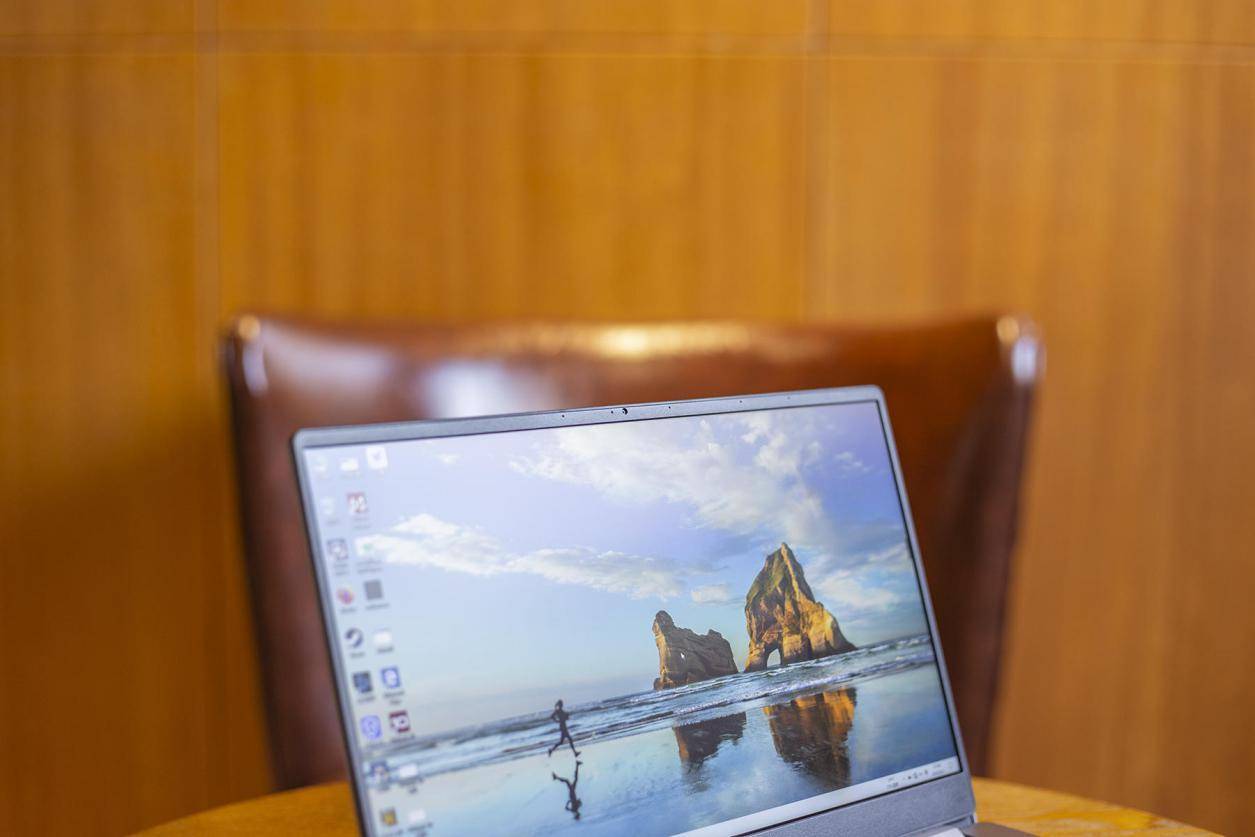 10代U+雷电3,宏碁新蜂鸟SF314Pro成为轻薄办公本搅局者