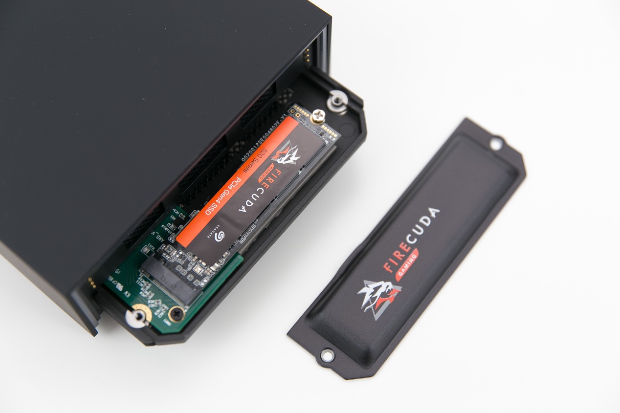 希捷酷玩3.516t,希捷firecuda520是希捷酷玩520吗