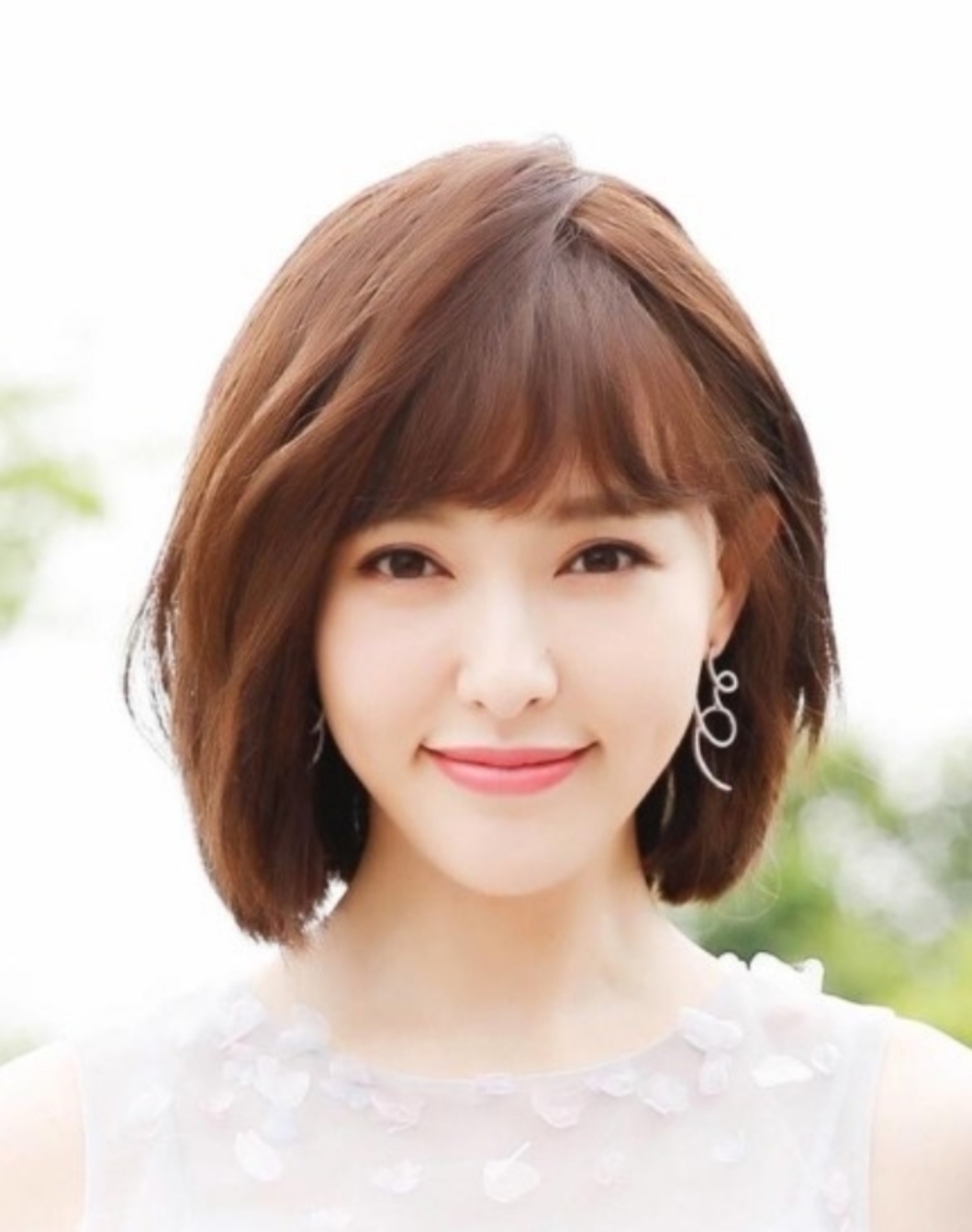 适合上年纪女士的发型,40-50岁发少适合什么发型