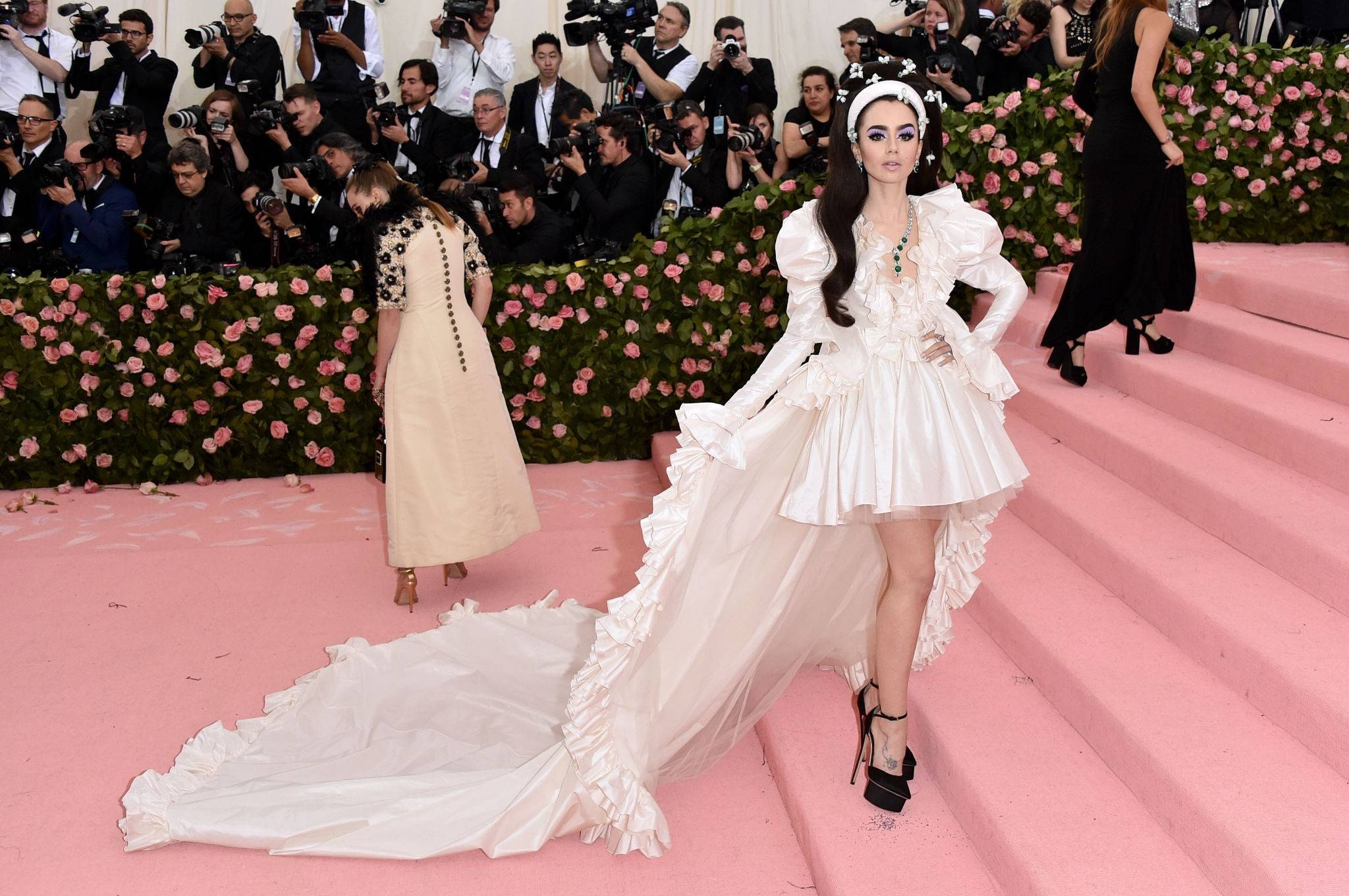 100张超级好看的照片,metgala20个最佳造型