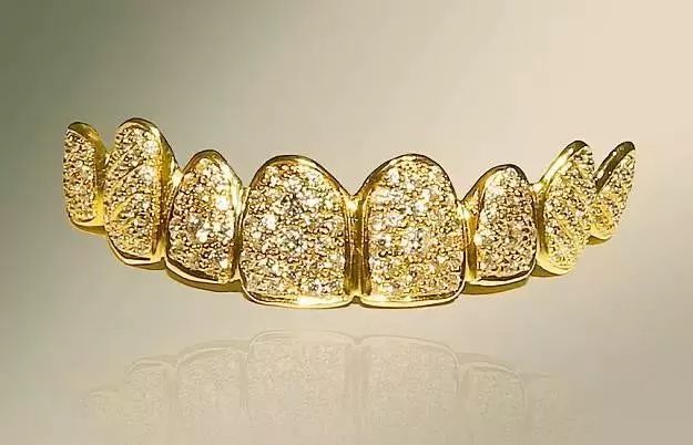 各种假牙价格一览表,假牙十大品牌价格表