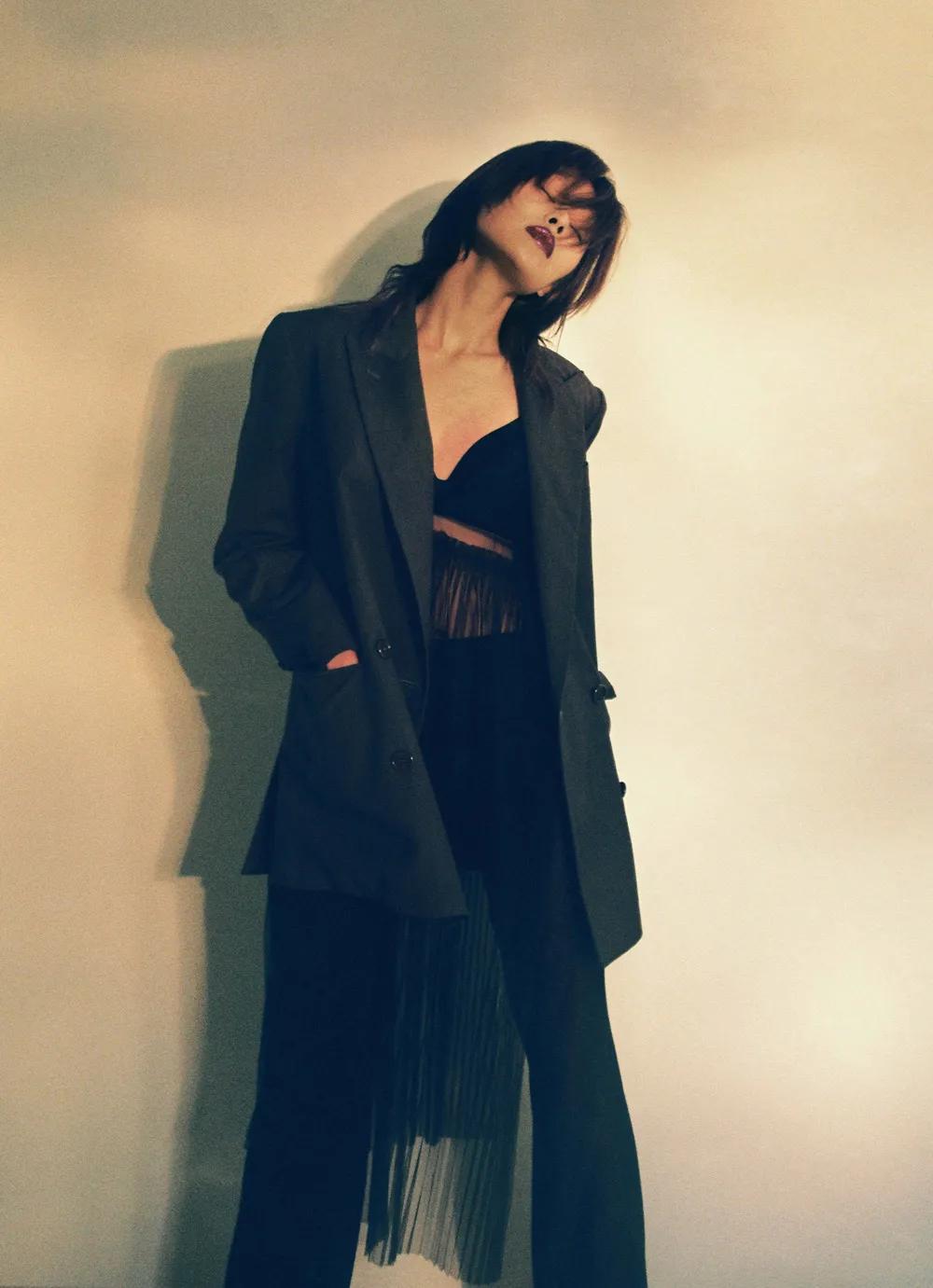 做权志龙闺蜜有多幸福?全球限定随便送:今晚我们都是柠檬精女孩