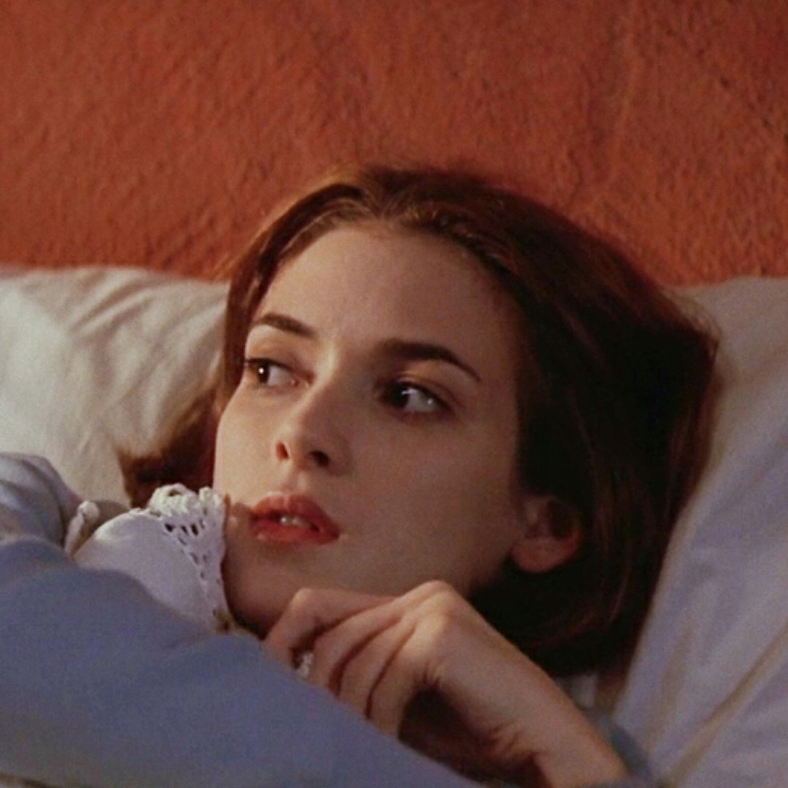 抖音世人慌慌张张不过碎银几两,世人慌慌张张抖音