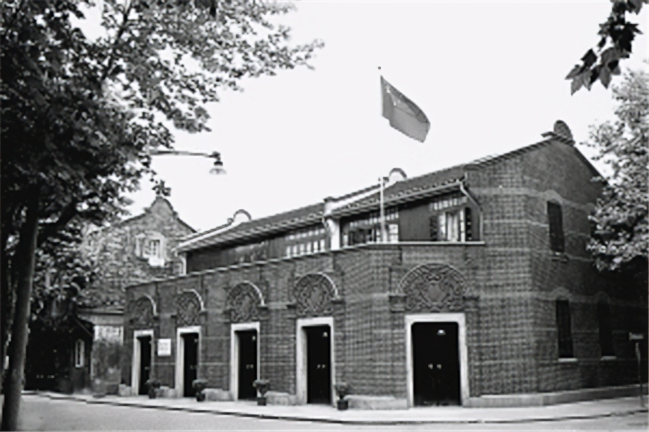 1949年，毛主席当选主席时缺了一票