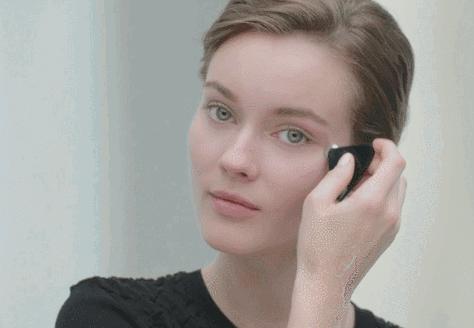 眼部衰老特征,注意这4点轻松延缓眼部衰老