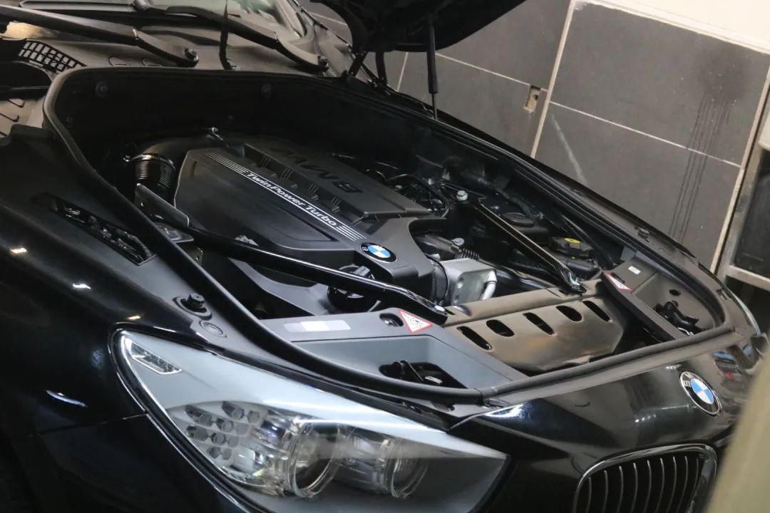 怪兽修车:翻新一辆11年破烂不堪的宝马GT,车况不忍直视